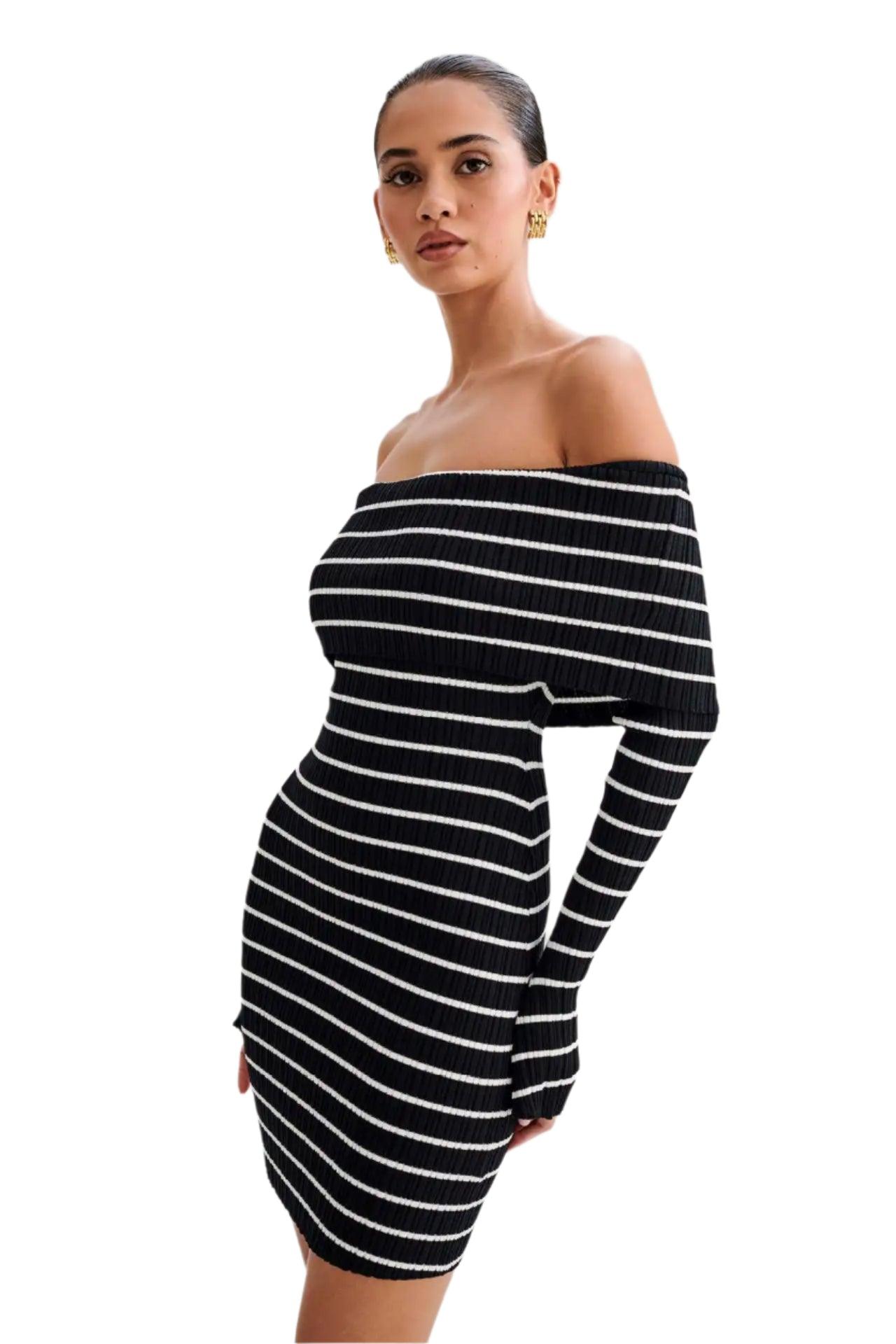 Off Shoulder Striped Long Sleeved Skirt with a Single Neckline Knitted Casual Short Dress - JVMCL